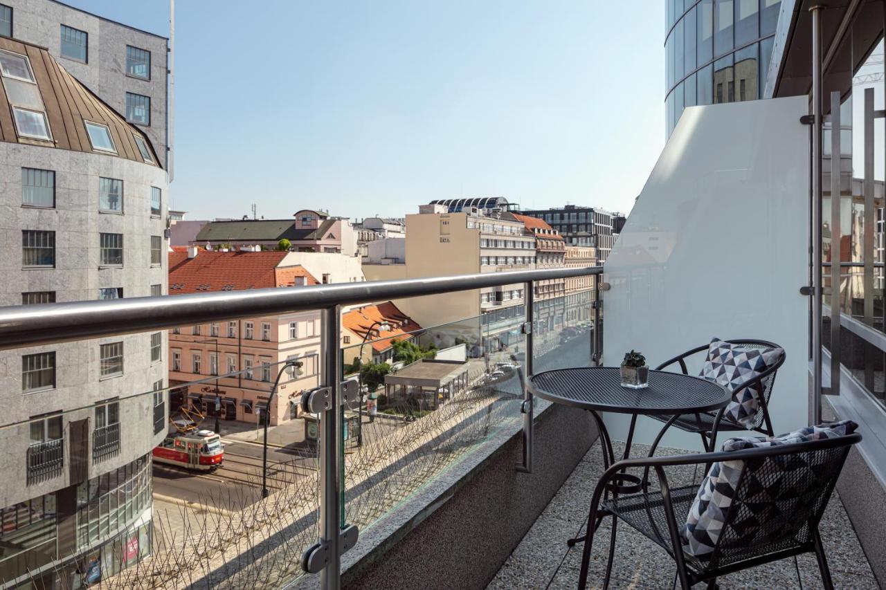 Prague Marriott Hotel Exterior photo A balcony in Vienna