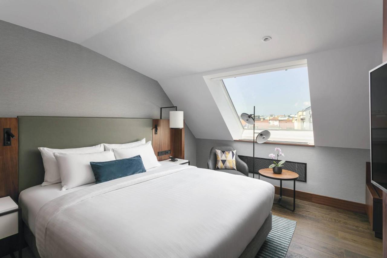 Prague Marriott Hotel Exterior photo Deluxe Room