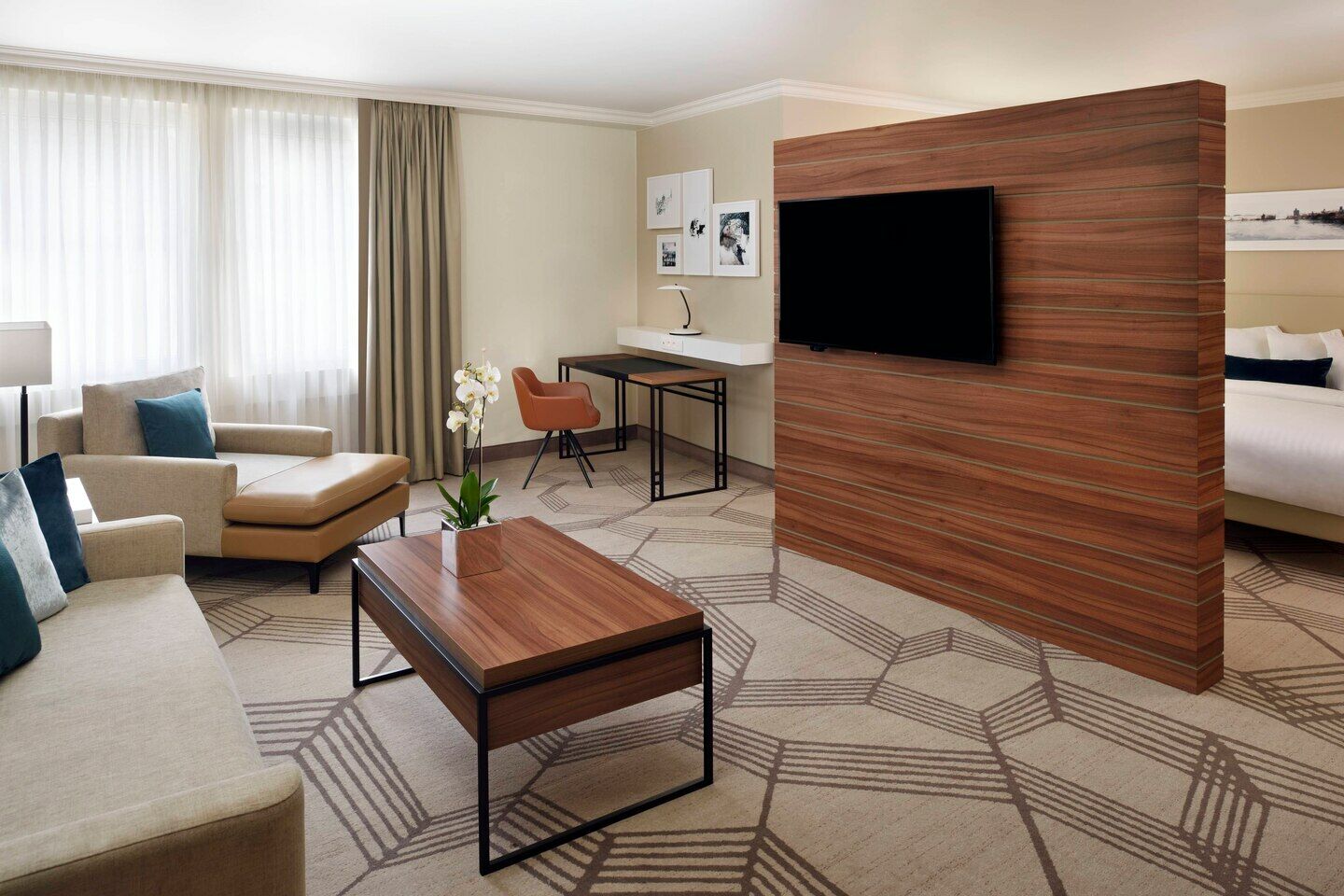Prague Marriott Hotel Room photo A suite at the hotel